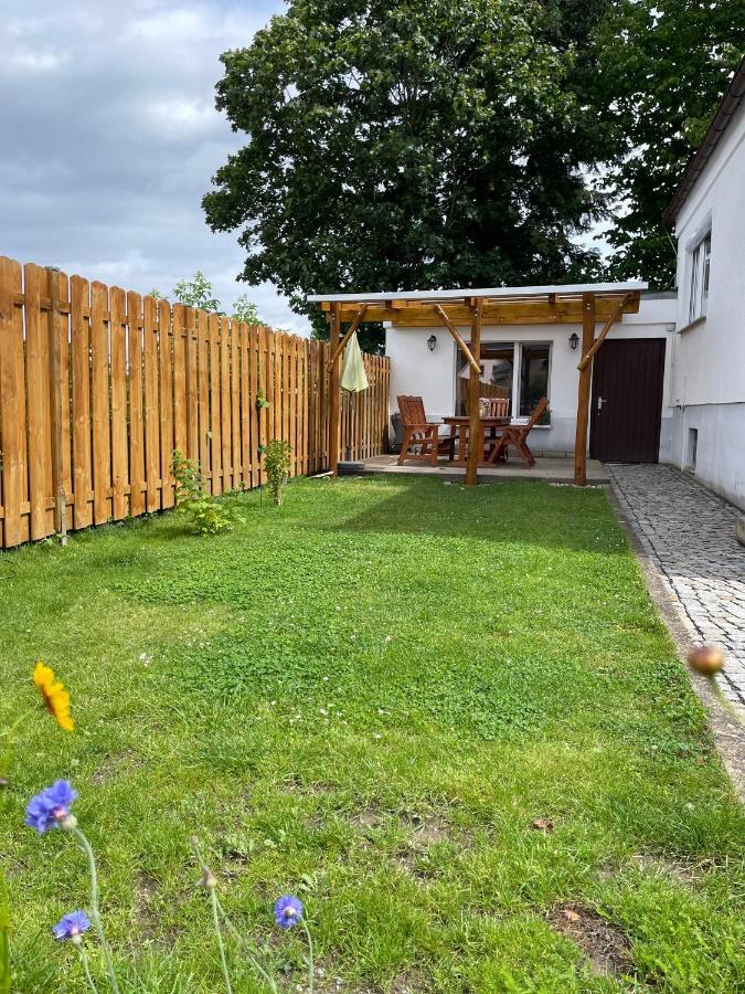 Apartment Ferienwohnung Am Waldrand