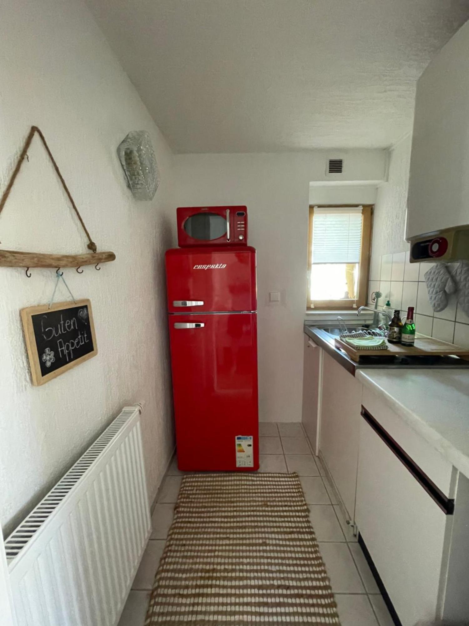 Apartment Ferienwohnung Am Waldrand *